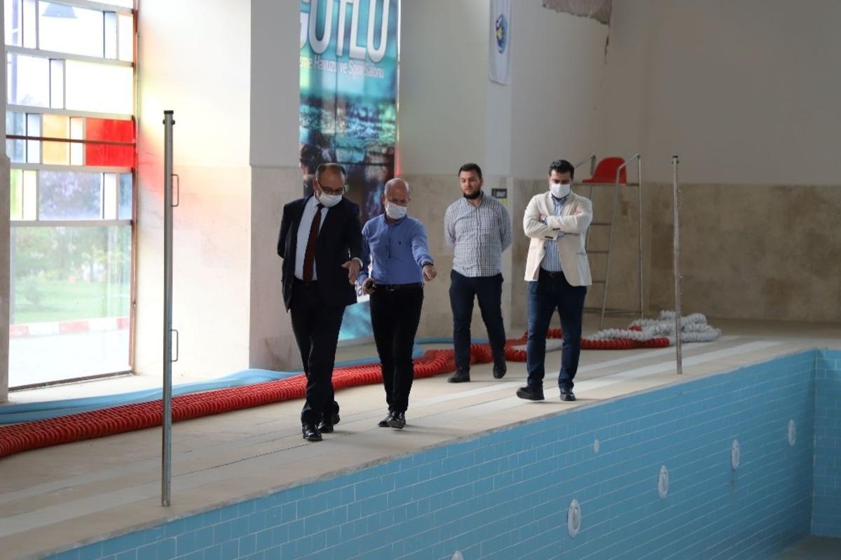 CHP&rsquo;li başkan hizmet i&ccedil;in AK Parti&rsquo;li başkanla buluştu