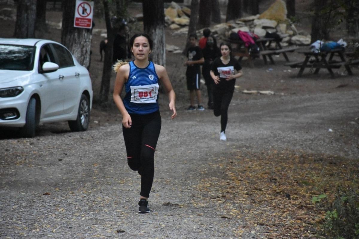 &ldquo;Cumhuriyet Koşusu" ger&ccedil;ekleştirildi