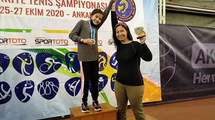 Mutlu Y&uuml;zler Projesi derecelerle d&ouml;nd&uuml;