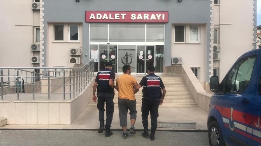 Hırsızlık zanlısı jandarmadan ka&ccedil;amadı