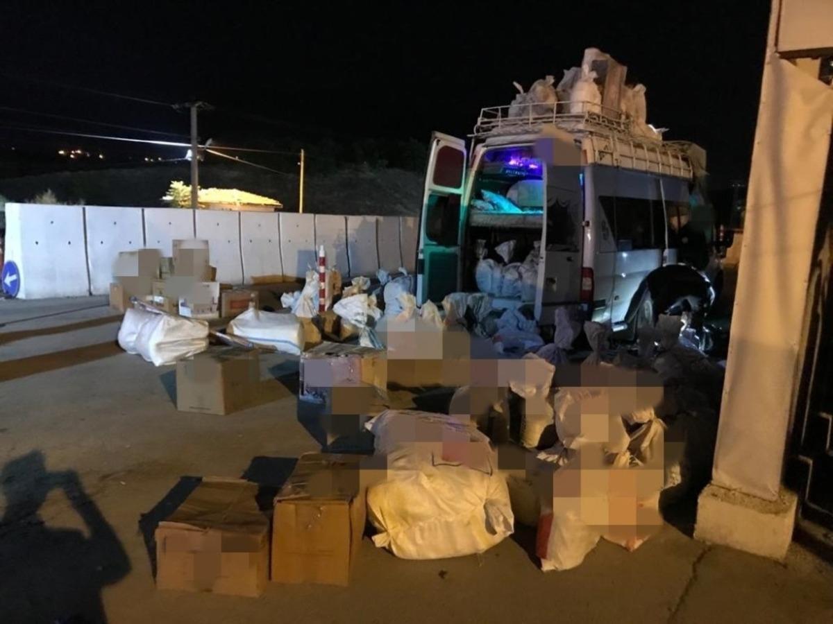 Eroini peynir bidonları i&ccedil;ine saklamışlar