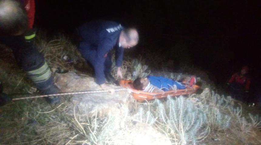 Yamaç paraşütü ile Pamukkale’yi havadan görmek isterken yere çakıldı