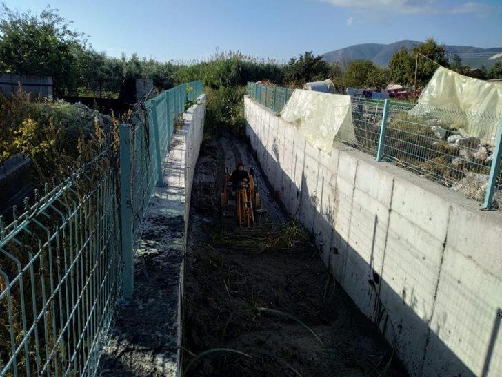 Erdelli Mahallesi’nde bin 500 metre dere temizlendi G2