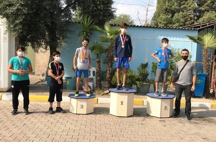 Yunusemreli atletler Cumhuriyet Kupasında madalyaları topladı G4