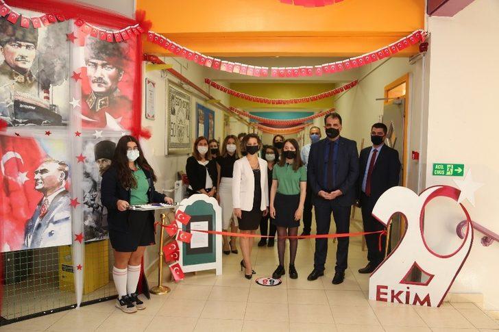 GKV’li Ece Koçak açtığı sergiyi Atatürk’e armağan etti G1