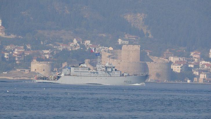 NATO savaş gemileri peş peşe Çanakkale Boğazı’ndan geçti G2