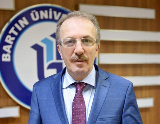 Rektör Uzun’un 29 Ekim Cumhuriyet Bayramı mesajı