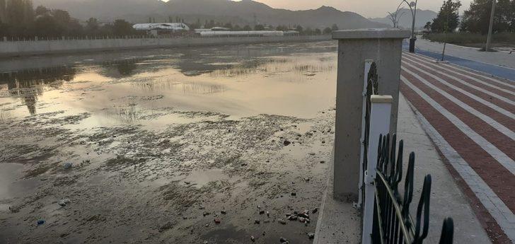 Sular çekilince her şey ortaya ortaya çıktı G1