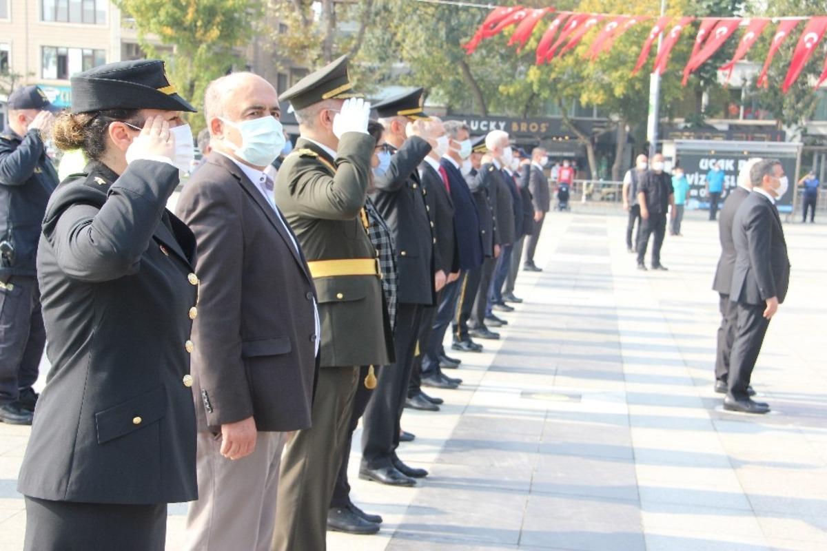 D&uuml;zce&rsquo;de 29 Ekim Cumhuriyet Bayramı kutlamaları