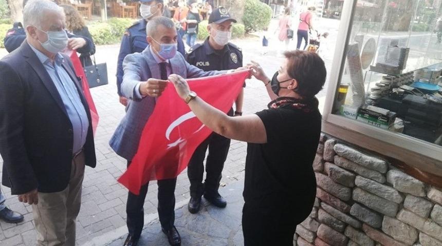 Erdek’te her yerde Türk bayrağı dalgalanacak