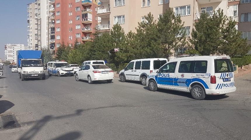 Kayseri'de intihar! Kafasına silahla ateş eden kişi ağır yaralandı