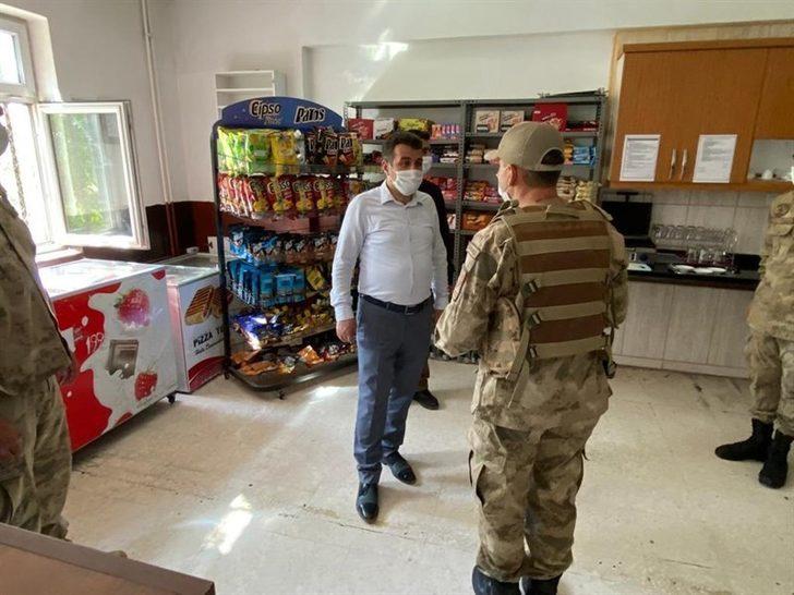 Gercüş Kaymakamı Şekerci, jandarma karakolunda incelemelerde bulundu G2