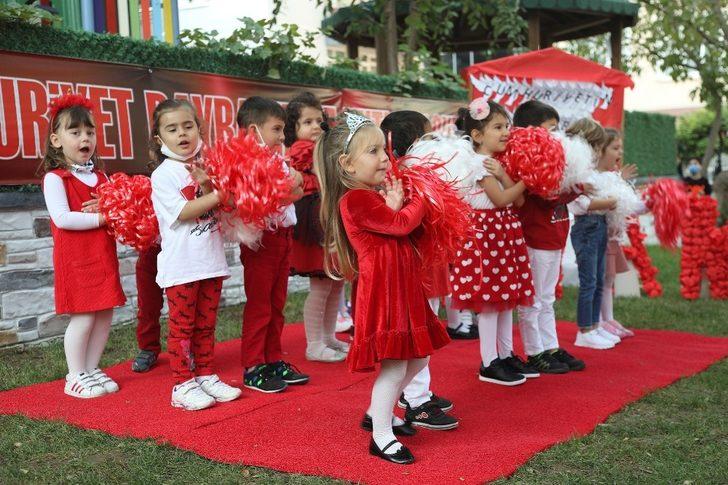 AtaÇocuk Anaokulu Cumhuriyet Bayramı’nda kırmızı-beyaza büründü G3