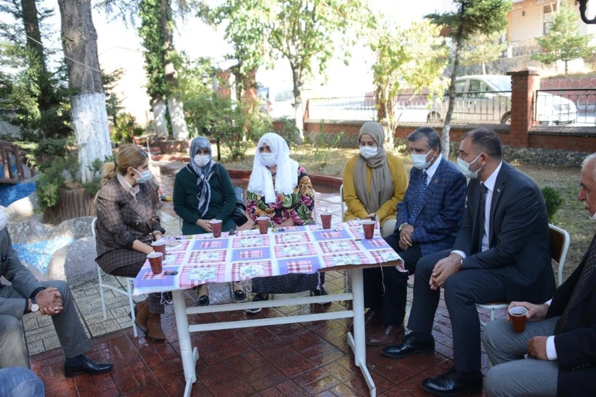 Beyaz Teyze&rsquo;ye ilk ziyaret Malatya B&uuml;y&uuml;kşehir&rsquo;den