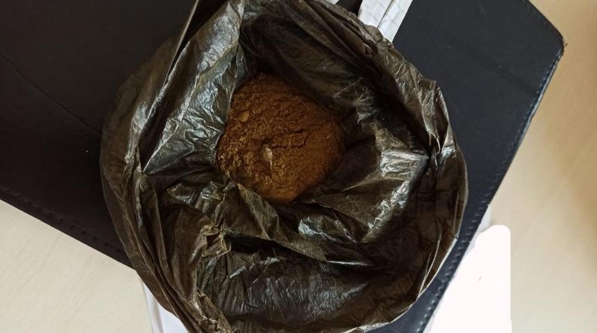 Alaplı&rsquo;da 70 gram esrar ele ge&ccedil;irildi