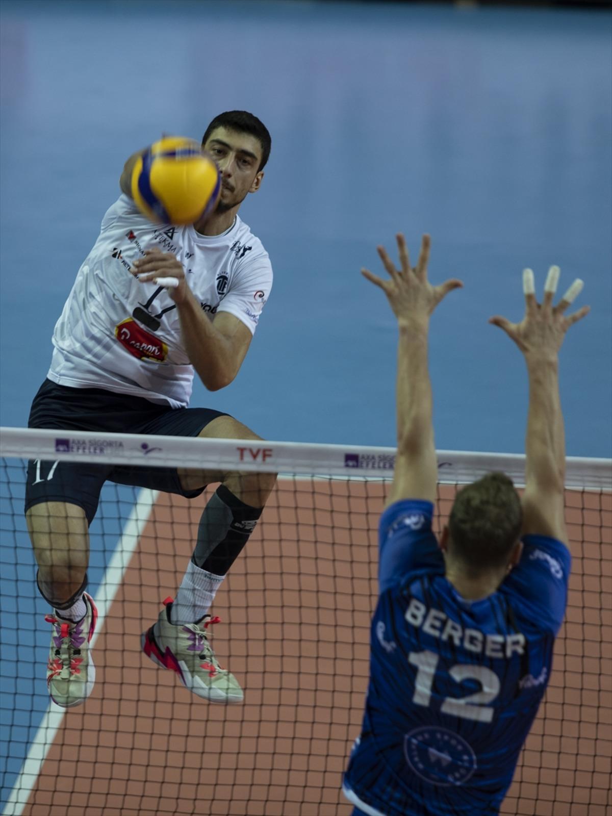 Voleybol: AXA Sigorta Efeler Ligi