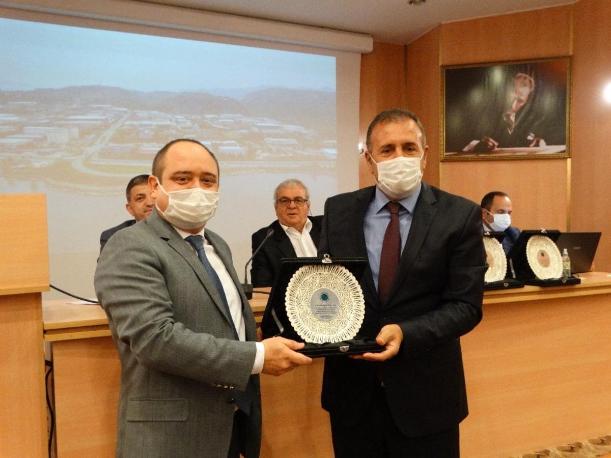 T&uuml;rkiye&rsquo;nin ilk bin ihracat&ccedil;ı firması arasında Trabzon Arsin OSB&rsquo;den 3 firma yer aldı