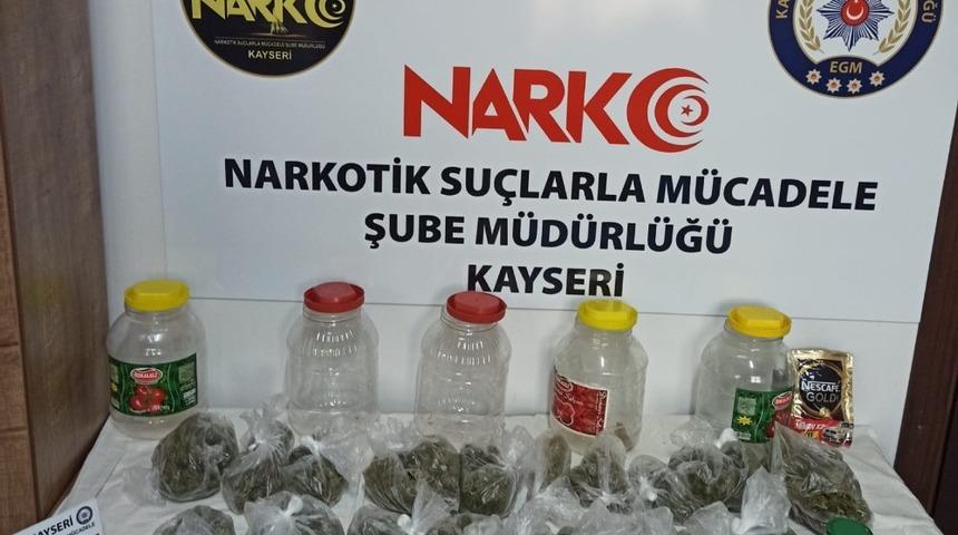 Bağ evinden uyuşturucu ticaretini polis engelledi