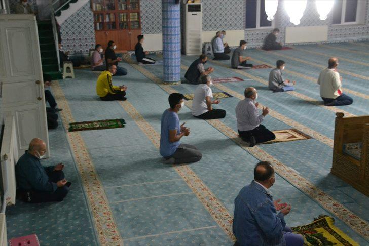 Mevlit Kandili dualarla idrak edildi G1