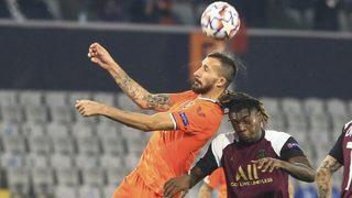 Mehmet Topal: Avrupa'da 100. maça çıkmak bir onurdu