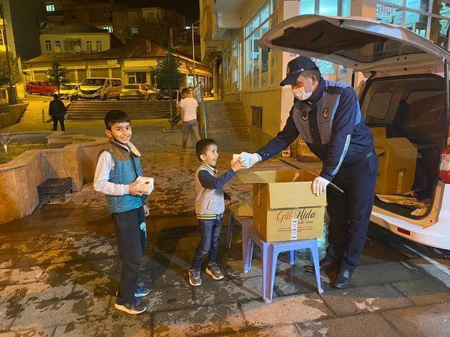 Bayburt Belediyesi’nden kandil simidi