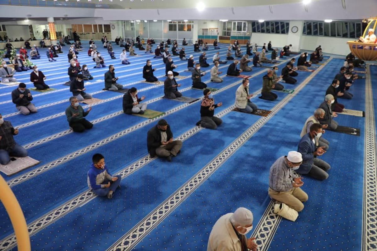 Erzincan&rsquo;da Mevlid Kandili huşu i&ccedil;inde ge&ccedil;ti