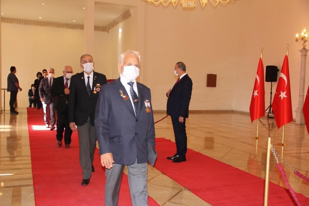 Mersin&rsquo;de Cumhuriyet Bayramı sade bir t&ouml;renle kutlandı