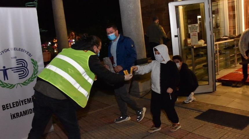 Mevlid Kandili camilerde ibadet edilerek kutlandı