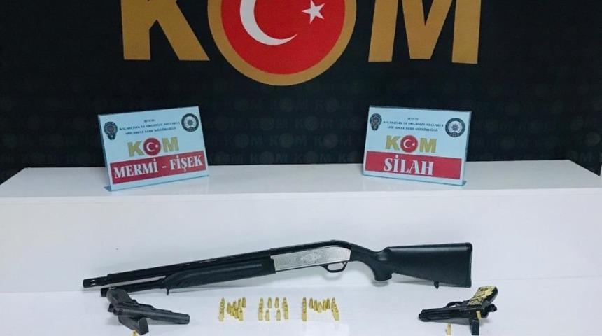 Belen&rsquo;de silah operasyonu