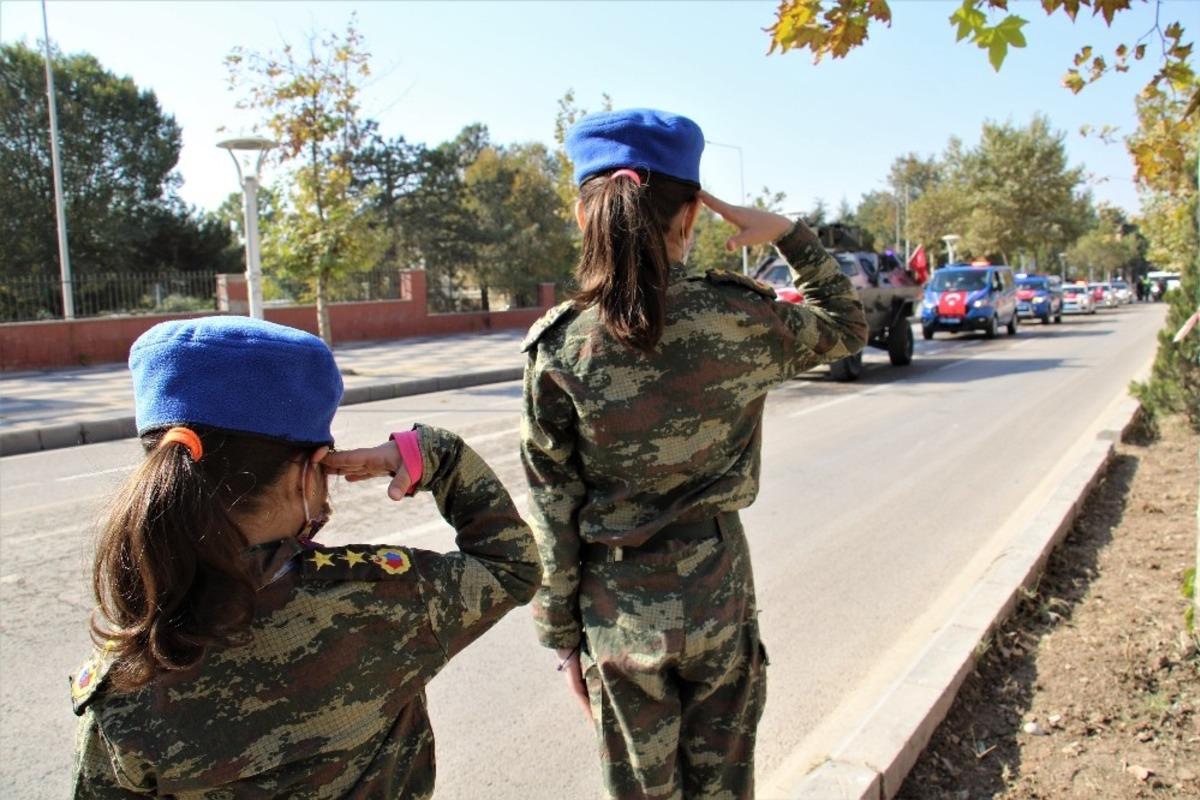 Cumhuriyetin 97. yılı Elazığ&rsquo;da coşkuyla kutlandı