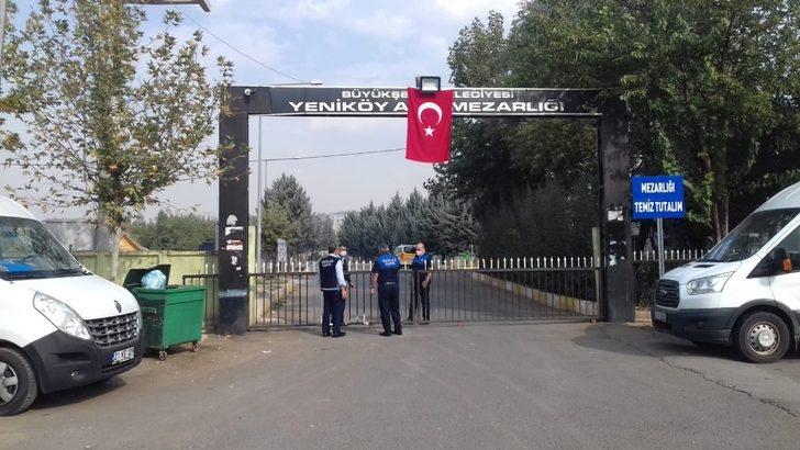 Ziyarete kapatılan mezarlıklarda denetim G1