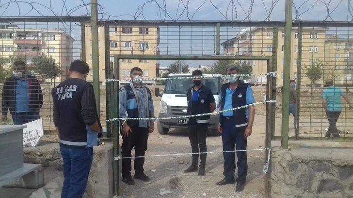 Ziyarete kapatılan mezarlıklarda denetim G2