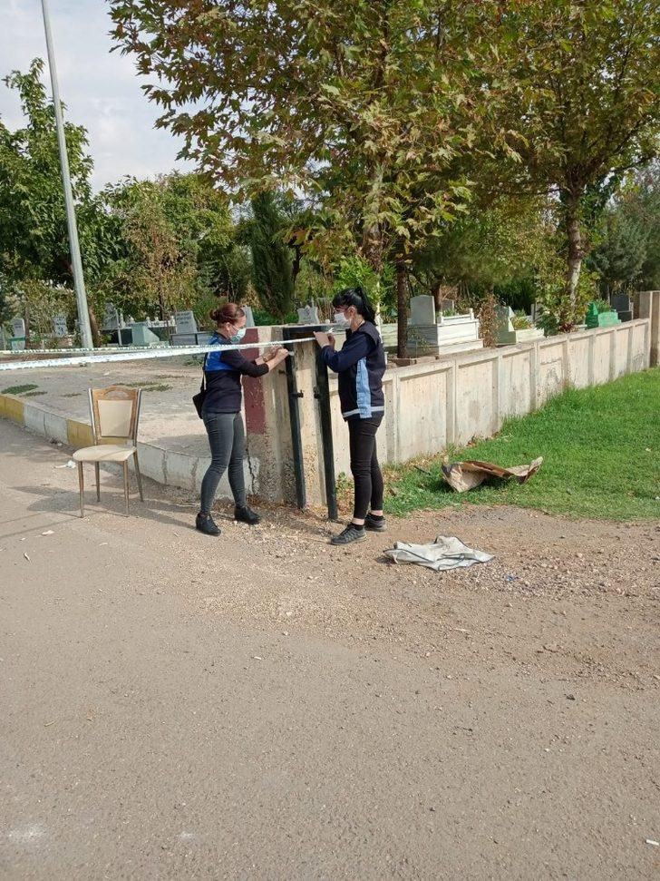 Ziyarete kapatılan mezarlıklarda denetim G4