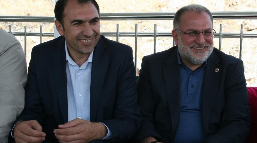 Başkan Berge: Van&rsquo;ımız i&ccedil;in en b&uuml;y&uuml;k m&uuml;jde Kapık&ouml;y&rsquo;&uuml;n a&ccedil;ılmasıdır&rdquo;