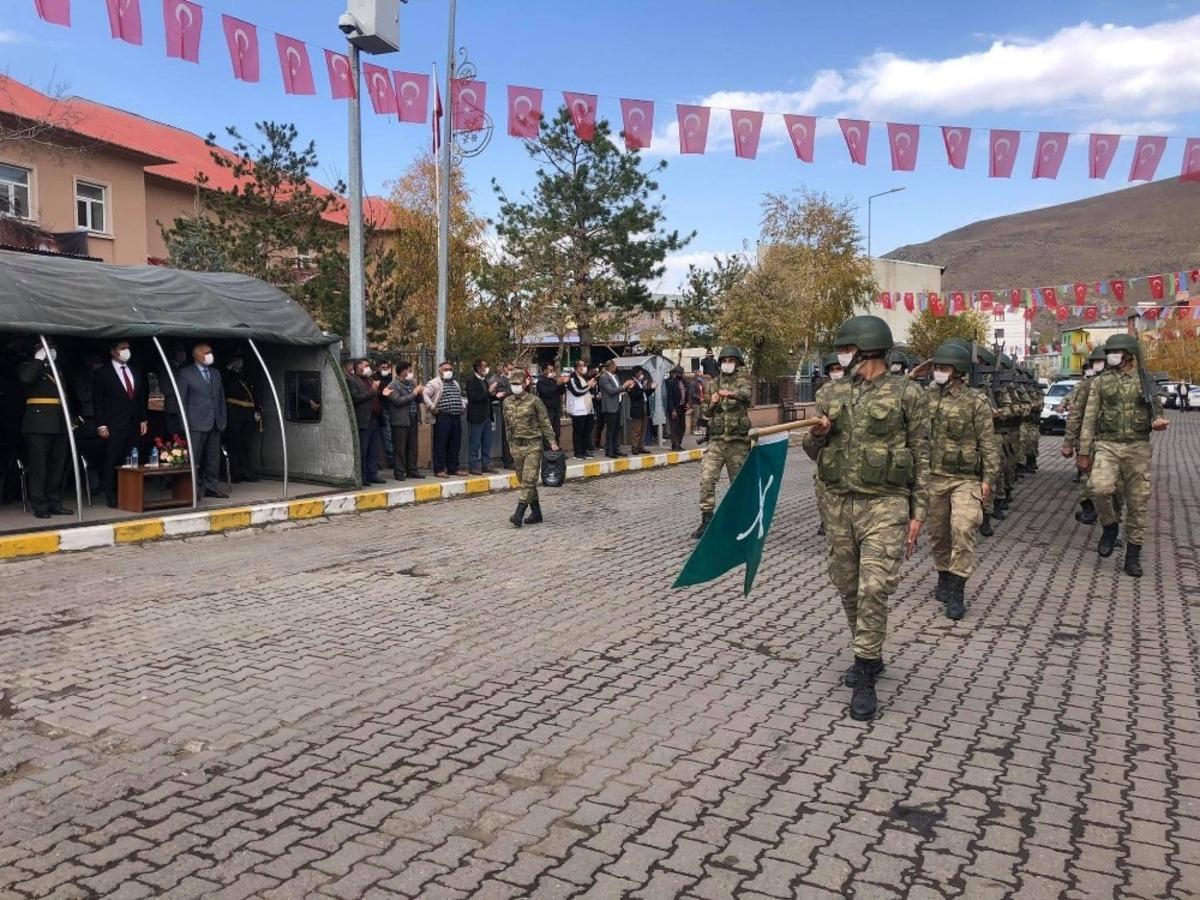 &Ccedil;ıldır&rsquo;da Cumhuriyet Bayramı kutlamaları