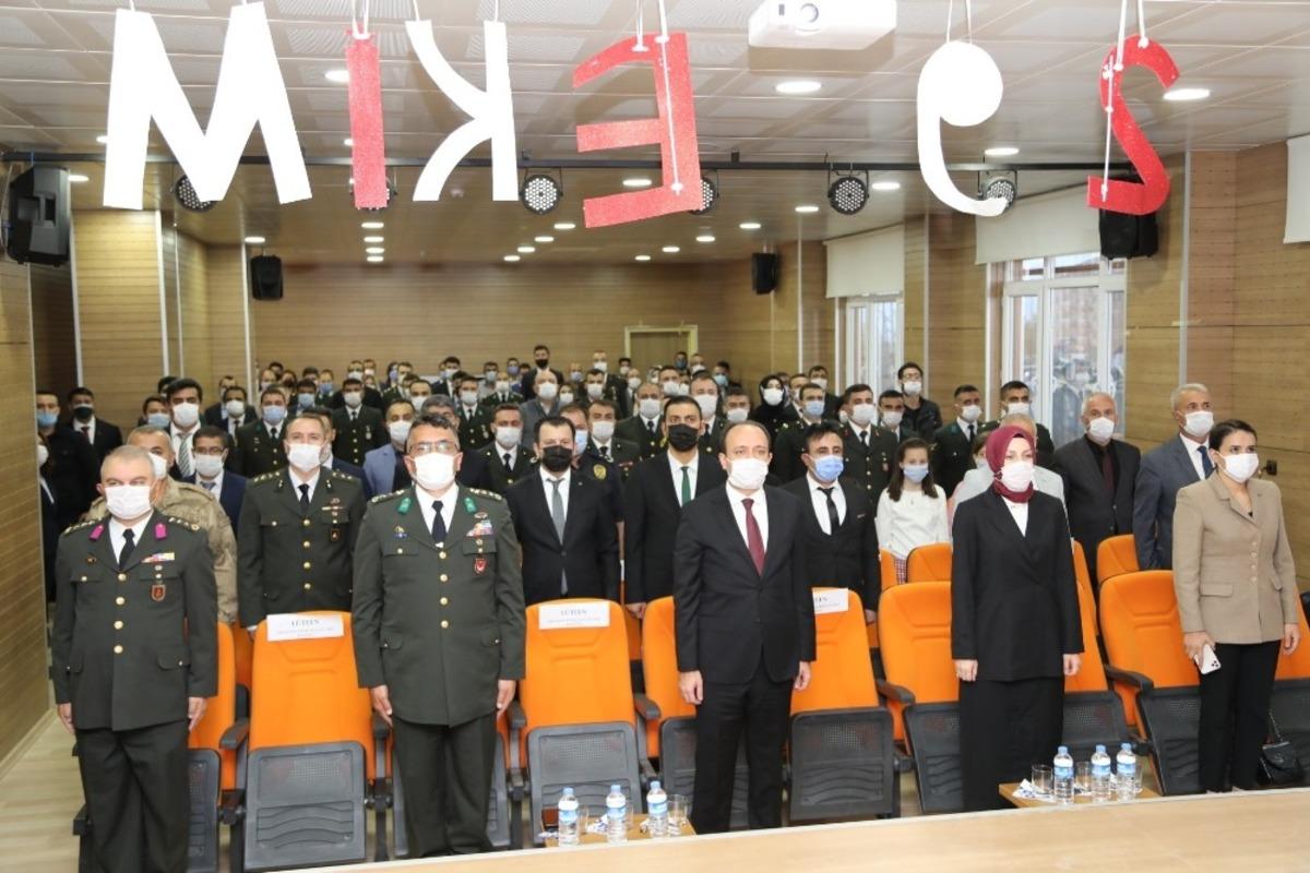 Başkale&rsquo;de Cumhuriyet Bayramı coşkusu