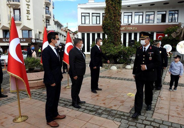İzmir’de Cumhuriyet coşkusu her ilçeyi sardı G3