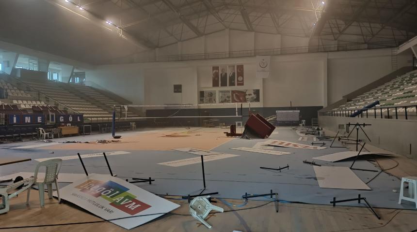 Eski halterci spor salonunu talan etti