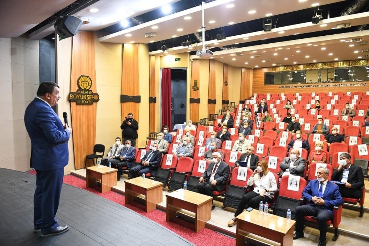 G&uuml;rkan film festivali ile ilgili STK temsilcileriyle bir araya geldi
