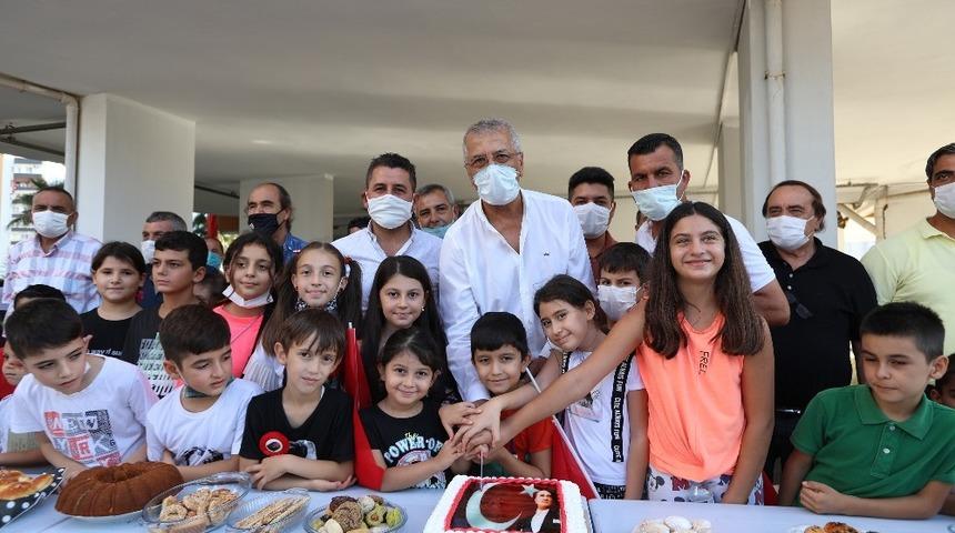 Cumhuriyet Bayramında Atat&uuml;rk b&uuml;st&uuml;n&uuml;n a&ccedil;ılışı yapıldı