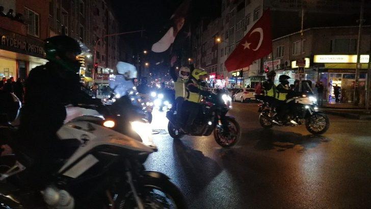 Motosiklet tutkunlarından Cumhuriyet Bayramı korteji G4