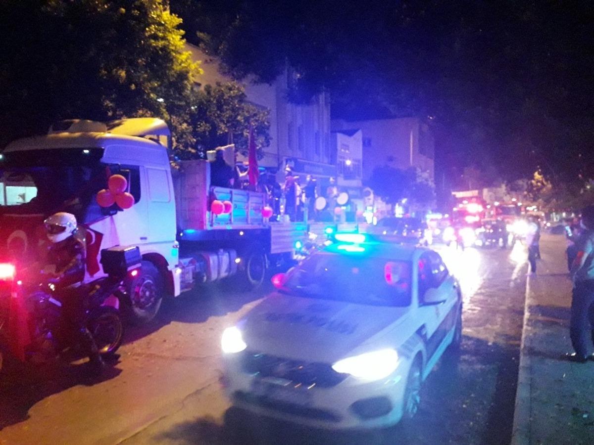 Kozan&rsquo;da 29 Ekim Cumhuriyet konvoyu