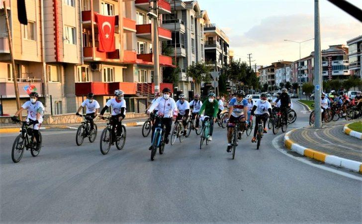 Balıkesir’de "Cumhuriyet Bisiklet Turu" düzenlendi G3