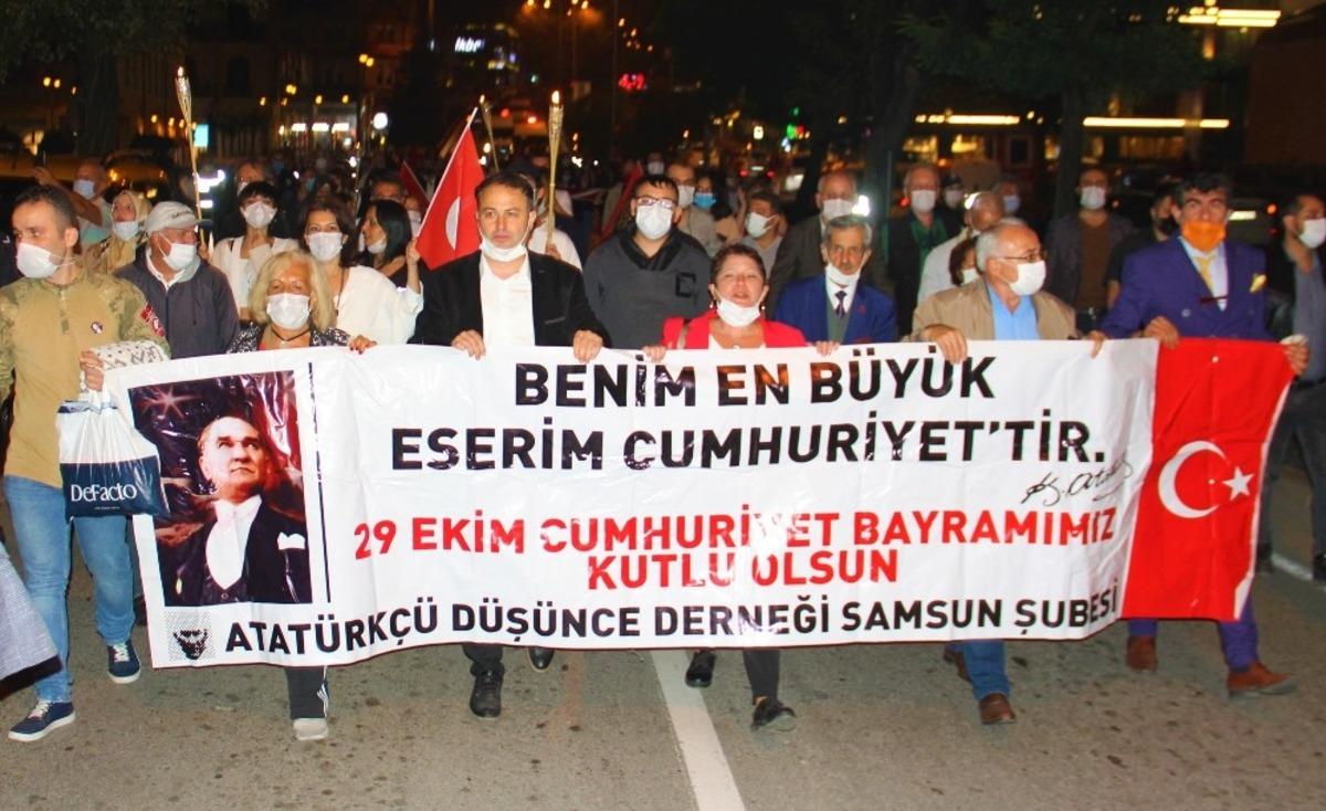 Samsun&rsquo;da fener alayı y&uuml;r&uuml;y&uuml;ş&uuml;