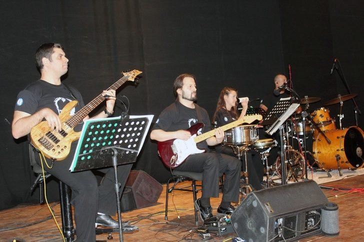 Muğla’da Cumhuriyet coşkusu akşam da devam etti G1