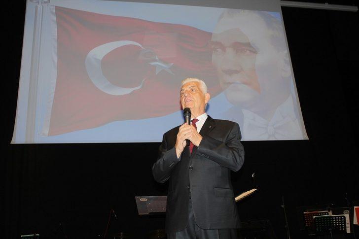 Muğla’da Cumhuriyet coşkusu akşam da devam etti G2