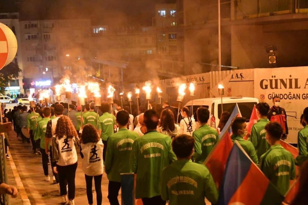 Balıkesir Cumhuriyet i&ccedil;in y&uuml;r&uuml;d&uuml;