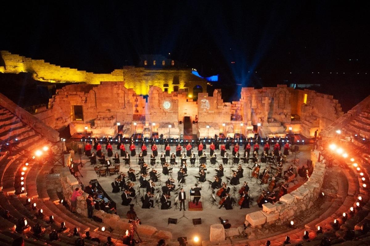 Patara&rsquo;dan Galata Kulesi&rsquo;ne Cumhuriyet Bayramı kutlaması