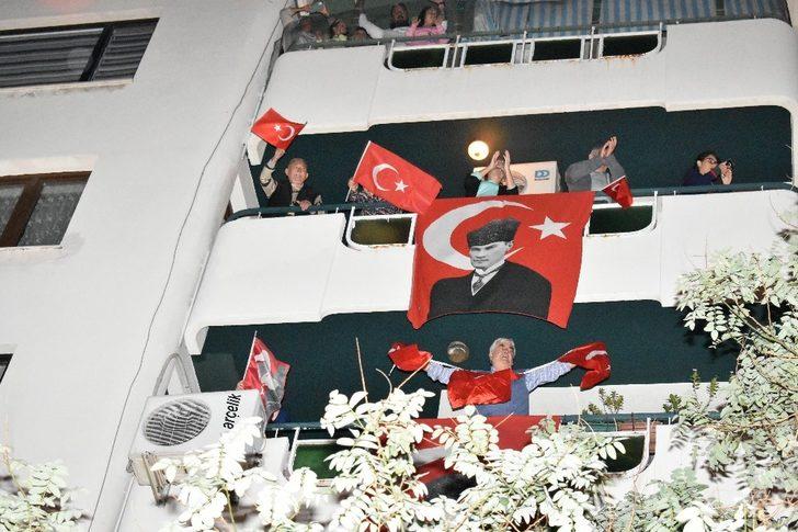 Balçova’da muhteşem cumhuriyet coşkusu G4