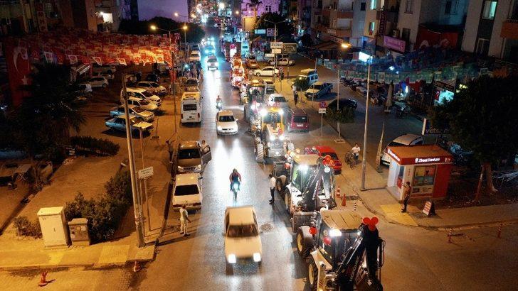 Erdemli’de iş makineleri cumhuriyet konvoyuna renk kattı G5